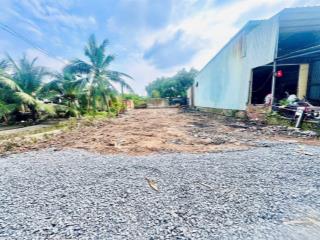 Bán đất diện tích lớn 363m2 giá rẻ sổ hồng riêng trung tâm đức hoà hạ 1.79 tỷ