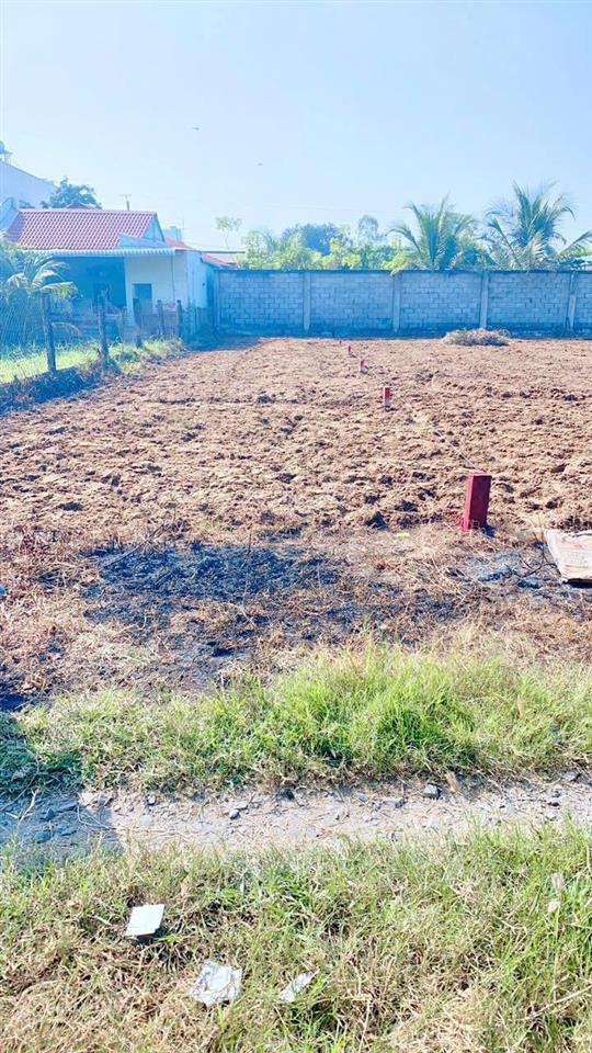 Bán đất sau uỷ ban xã hoà khánh giá rẻ cho khách xây ở, để dành, 550 triệu, sổ hồng, dân đông