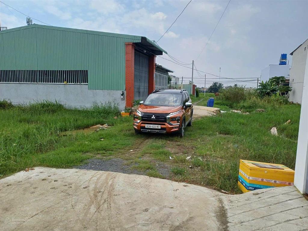 Chủ ngộp, bán đất phố tri thức tt đức hoà giá rẻ, sổ hồng 1.05 tỷ/ nền