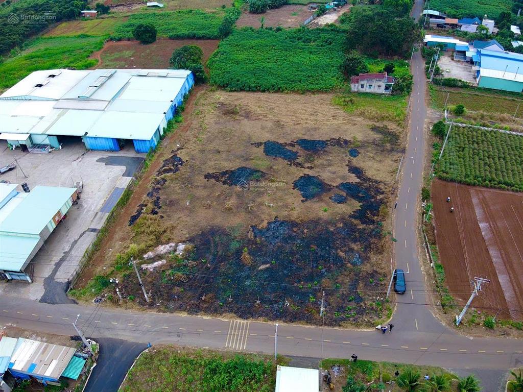 Bán gấp 130m2 thổ cư. mặt tiền cách mạng tháng 8, cách trung tâm tp bà rịa 6km.