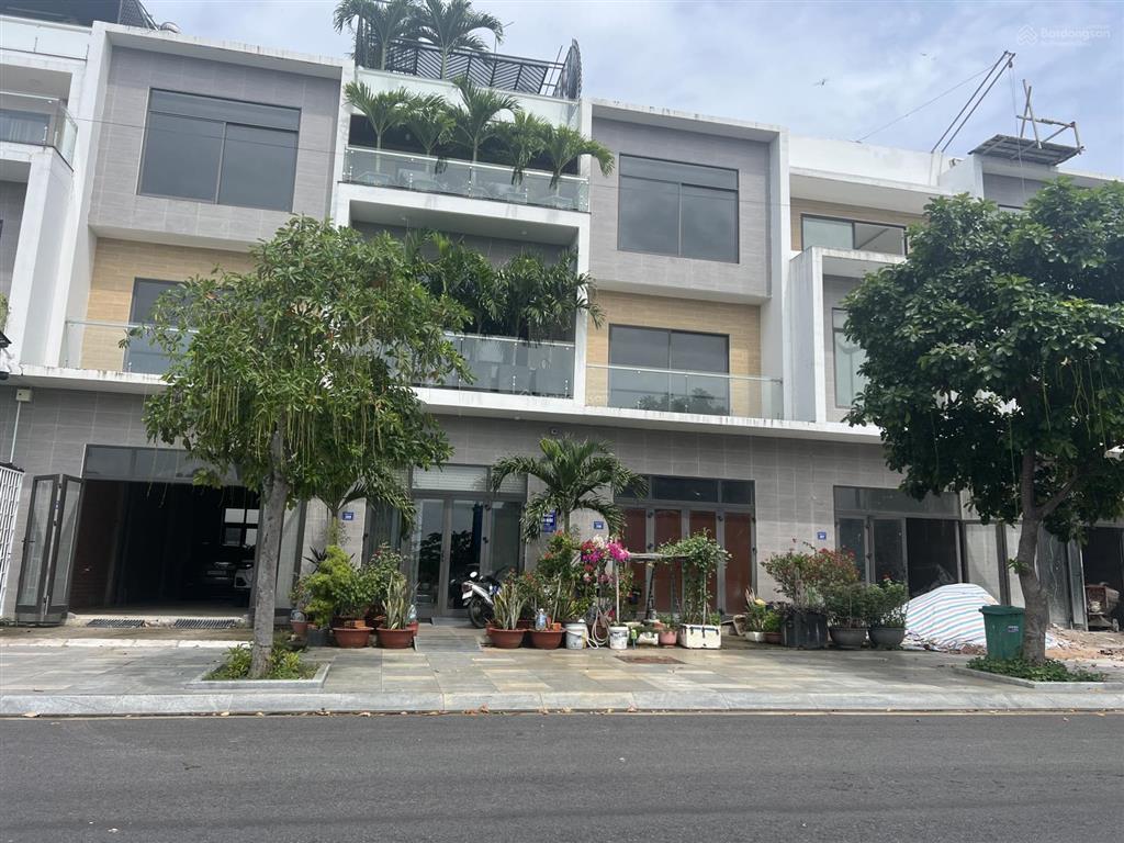 Chính chủ bán nhà barya citi bà rịa, 4 tầng, dt 90m2, giá chỉ 3.5 tỷ
