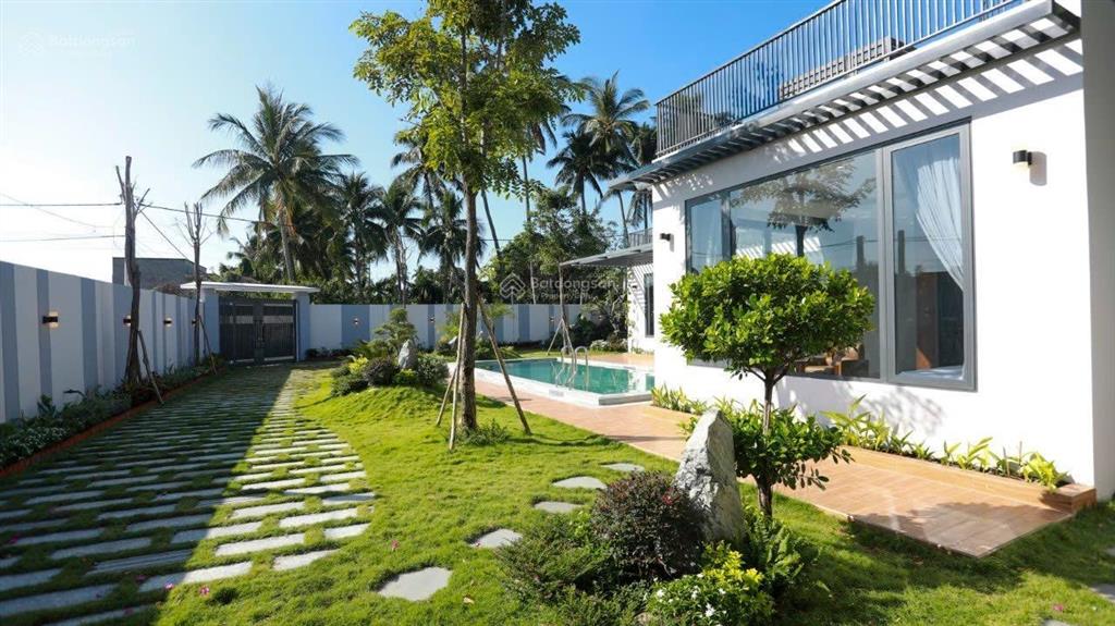 Villa biển hàm tiến dt tới 600m2, ngay trục nguyễn đình chiểu, cách biển 50m, tài sản hiếm có