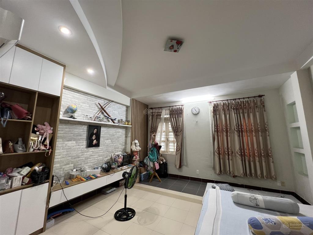 Nhà 3 tầng, 4pn, dt hiếm 120m2, ngang 5m. phường phước long, tp.hcm. nhỉnh 12 tỷ
