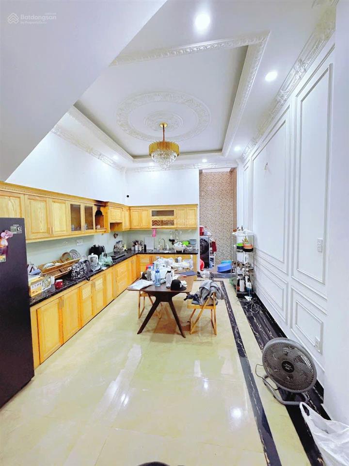 Nhà 4 tầng, dt 68m2, trung tâm bình hưng hòa hẻm xe hơi 6m, giá 5,86 tỷ