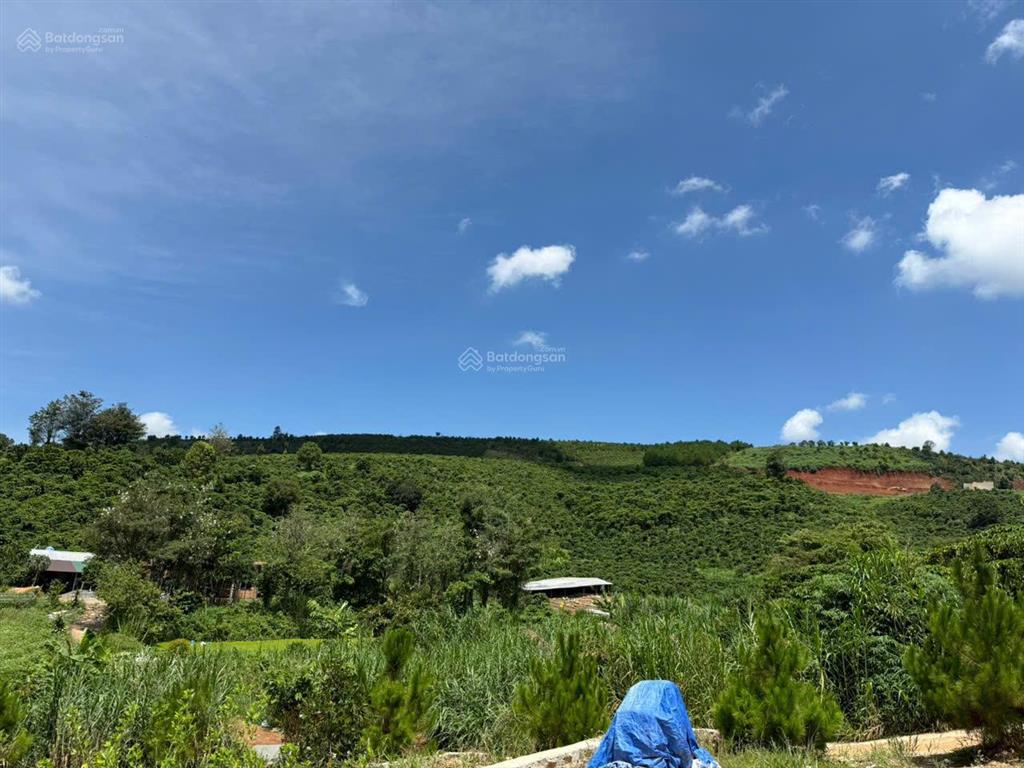 Bán gấp lô đất 2 mặt tiền đường view thông thoáng, khu dân cư chỉ 550 triệu