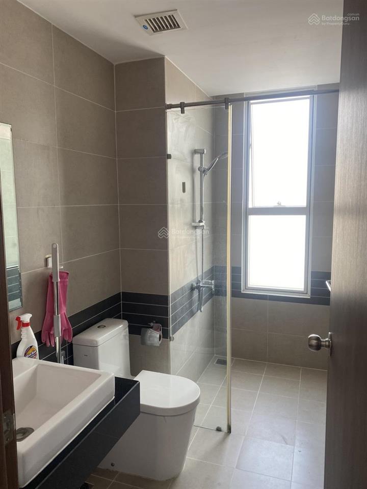 Bán căn hộ lucky palace, quận 6, căn góc 80m2, 2pn, 2wc, full nt, giá 5tỷ2,  0974 996 *** trung