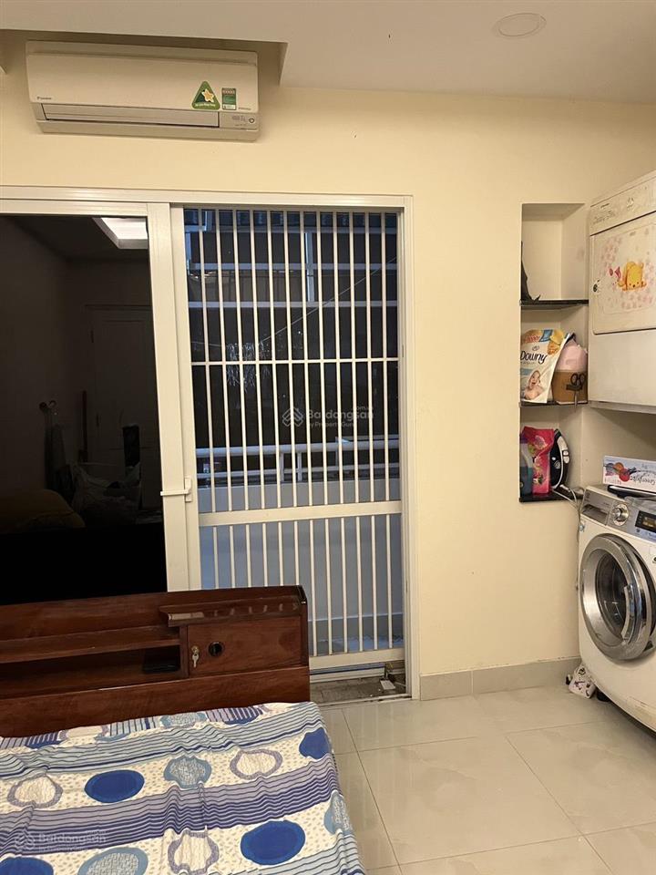 Bán căn hộ khánh hội 1, 80m2, 2pn, có sổ, giá 4tỷ6 ,  0974 996 *** trung