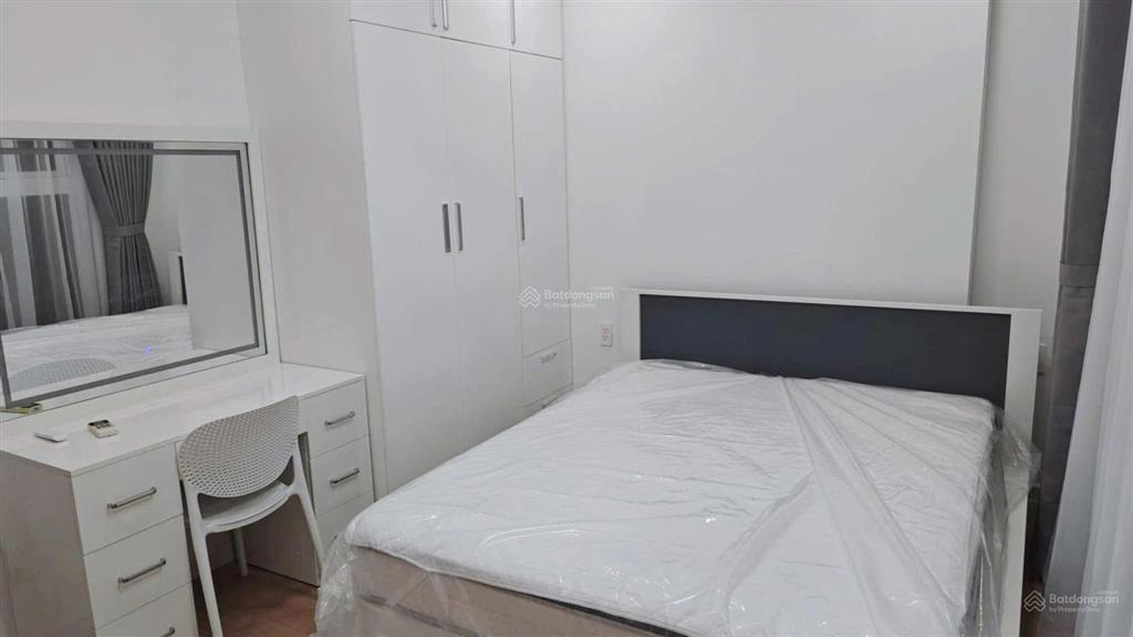 Cho thuê căn hộ khánh hội 1, 104m2, 3pn, 2wc, full nt, giá 16tr,  0974 996 *** trung