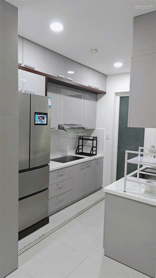 Cho thuê căn hộ khánh hội 1, 104m2, 3pn, 2wc, full nt, giá 16tr,  0974 996 *** trung