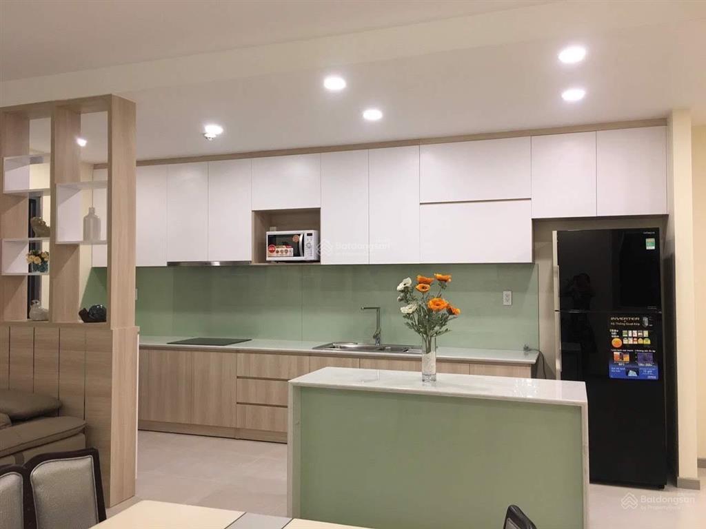 Cho thuê căn hộ khánh hội 2, 100m2, 3pn, 2wc, full nt, giá 16tr,  0974 996 *** trung