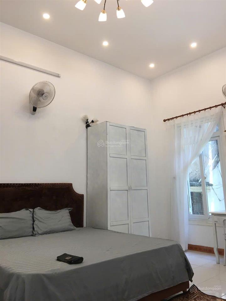 Chính chủ cho thuê căn hộ đủ tiện nghi 144 phố huế giá 3 triệu/tháng, giá tốt