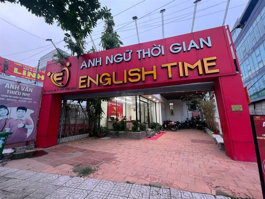 Bán nhà riêng tại 53 lò lu, 32 tỷ, 215m2, view đẹp, uy tín, 2 mặt tiền, đang cho thuê 50tr