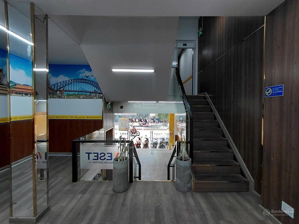 Cho thuê nhà mặt phố khánh hội, 90 triệu vnd, 60 m2, 9pn, 6 tầng, view đẹp