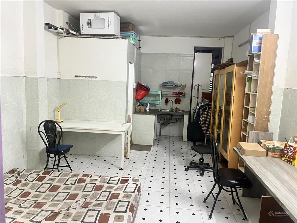 Cho sinh viên nữ thuê nhà trọ đầy đủ 1pn, 1wc giá 4,5 triệu, 30m2 đối diện đh ngoại thương .