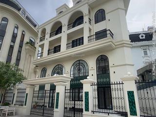 Cho thuê biệt thự 300m2, 75 triệu, số 4 đường 69a, p cát lái, q2, hcm