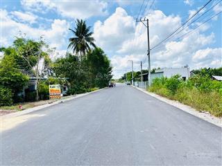 Góc 2 mặt tiền đường nhựa 10,5m gần 400m2 ngay sát quốc lộ 1a, giá siêu ưu đãi