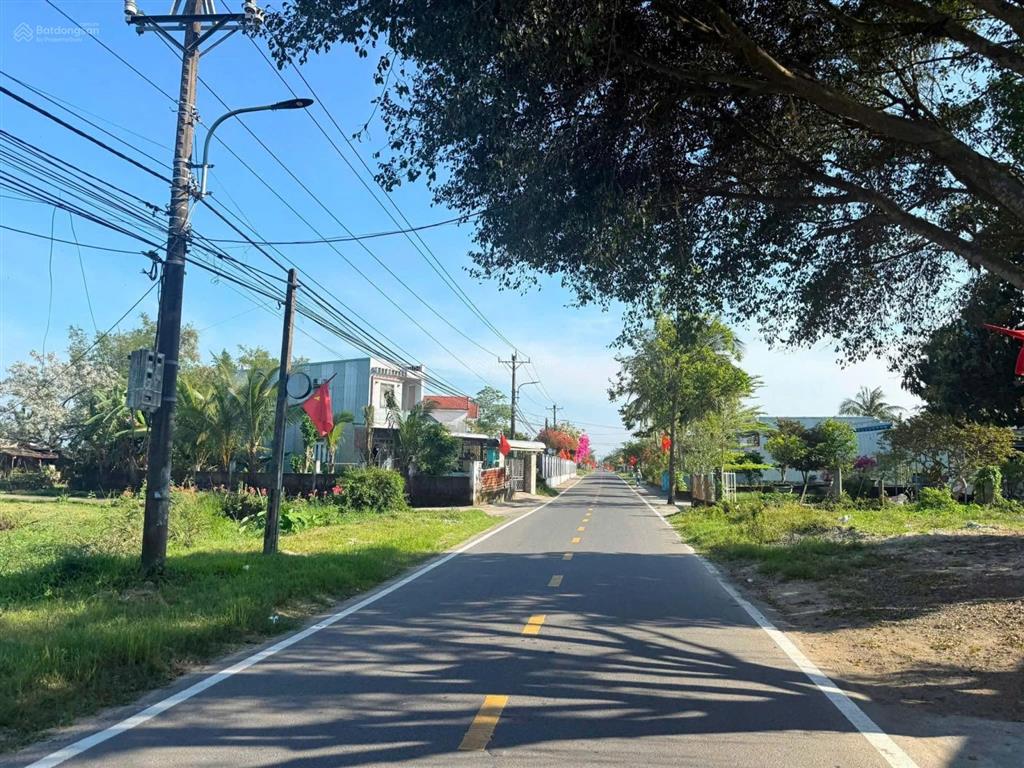 Bán đất nam sơn  hòa tiến cũ gần chợ lệ trạch. sát đường nhựa lớn, giá cực tốt