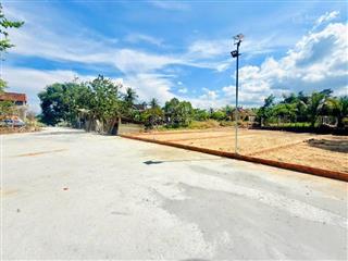 Gần ngay trung tâm hành chính hoà vang  ql14b vào thẳng 300m. diện tích 120m giá chỉ nhỉnh 1 tỷ