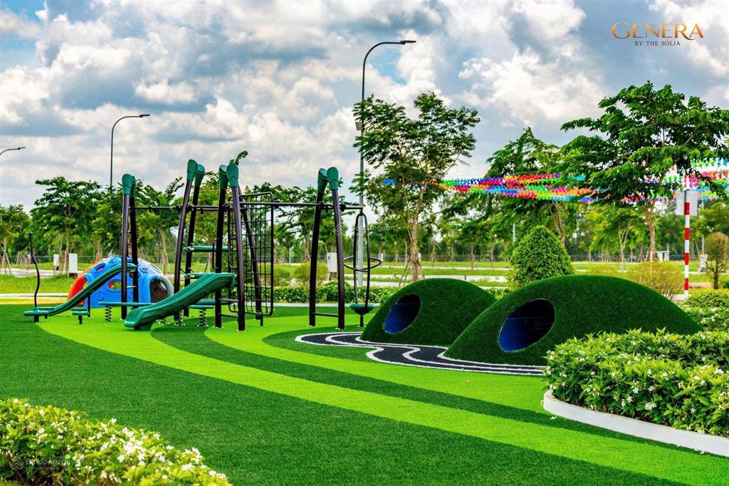 Bán nhà phố 4 tầng xây sẵn genera by the solia bến lức, tiện ích hoàn thiện, 4,3 tỷ. 0907 701 ***