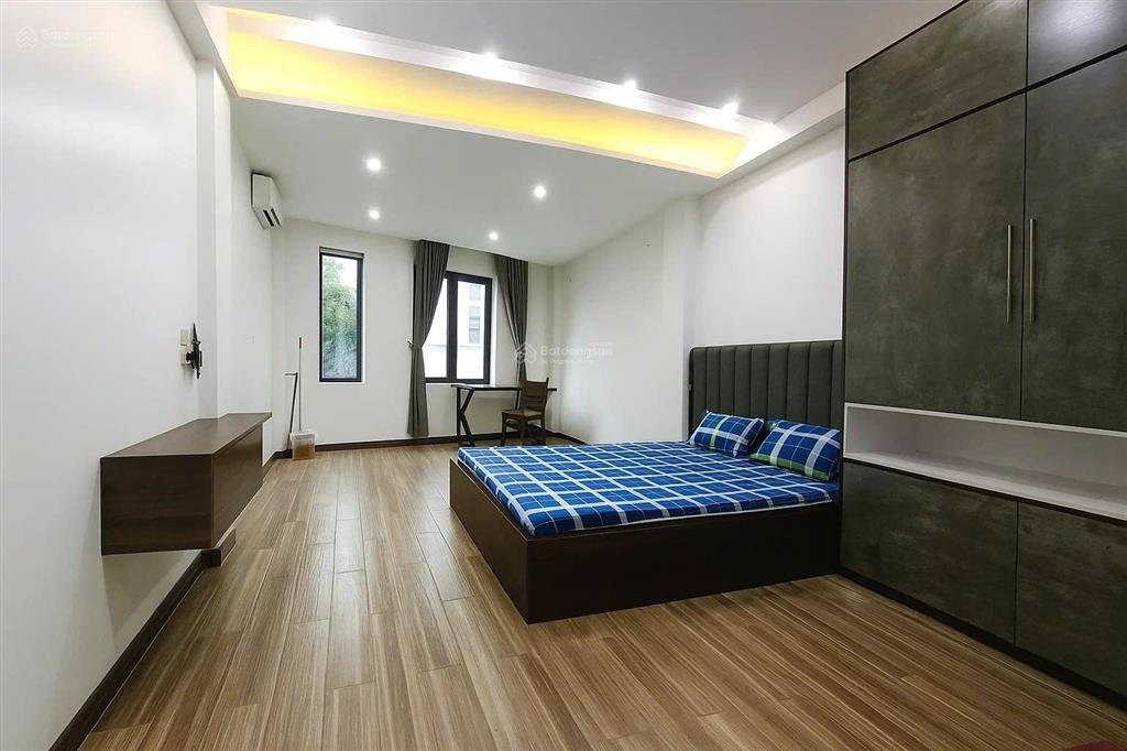 Phòng 30m² rộng rãi  ngõ ô tô đỗ cửa  full đồ giải phóng