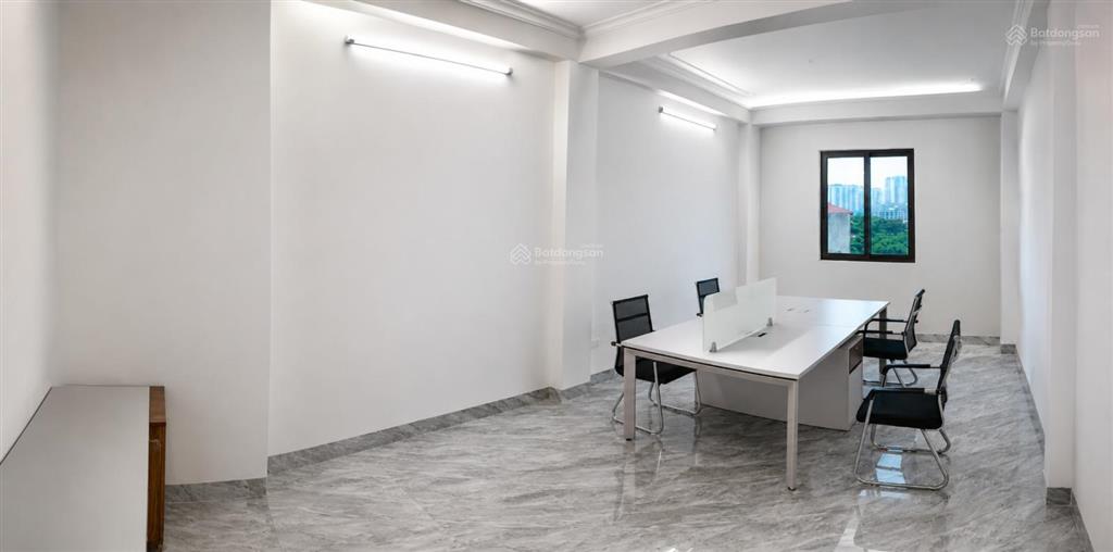 Cho thuê văn phòng 35m² giá chỉ 4,5 triệu/tháng tại 268 trần cung