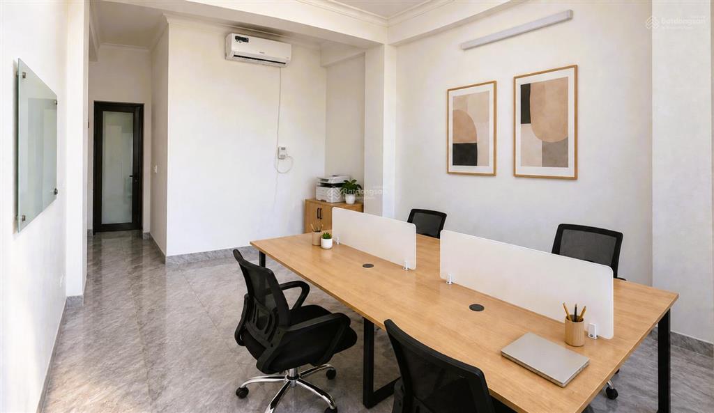 Văn phòng đầy đủ đồ đạc, giá chỉ từ 4,3 triệu