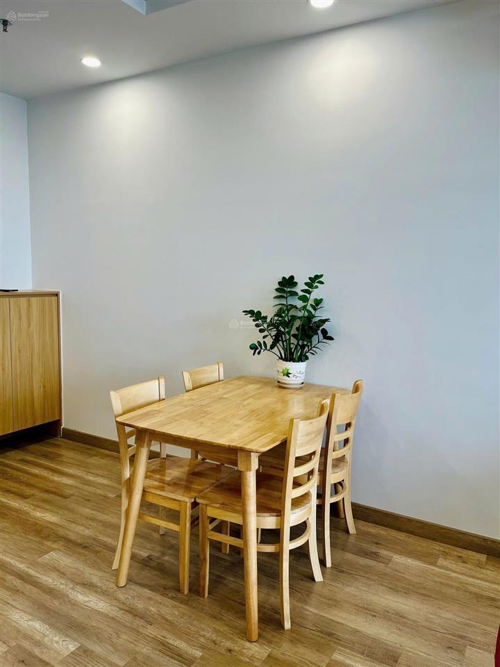 Bán căn chung cư the wisteria 2pn2vs 83,2m2 thiết kế 02 ban công, giá chỉ có 60tr/m2