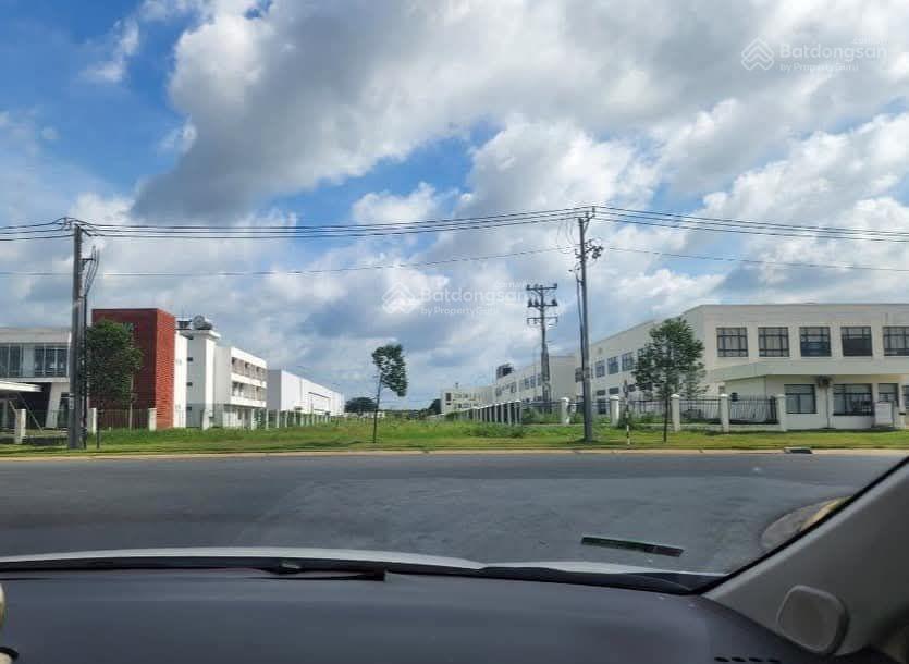 Cần bán 10 ha đất trong kcn vsip 2 bình dương