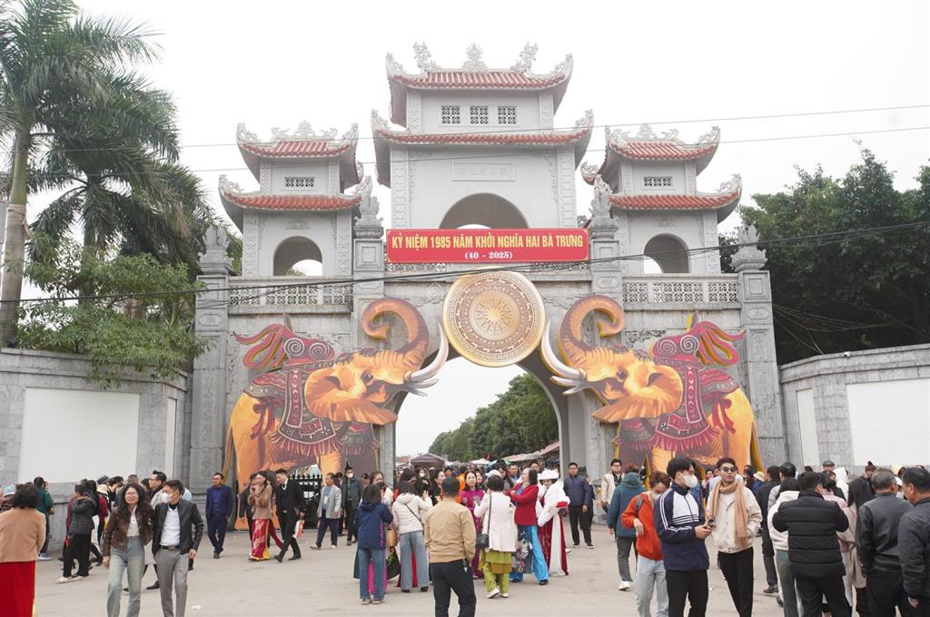 96.4m2 trục chính hạ lôi sát đền hai bà trưng, đối diện khu đấu giá sắp triển khai, giá siêu đẹp