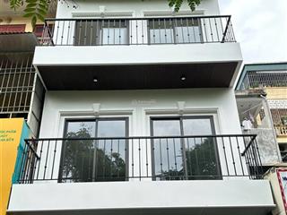 Chính chủ cho thuê tầng 1 & 2 nhà mặt phố nguyễn quý đức, thanh xuân diện tích 130m2/sàn, mt 5.2m