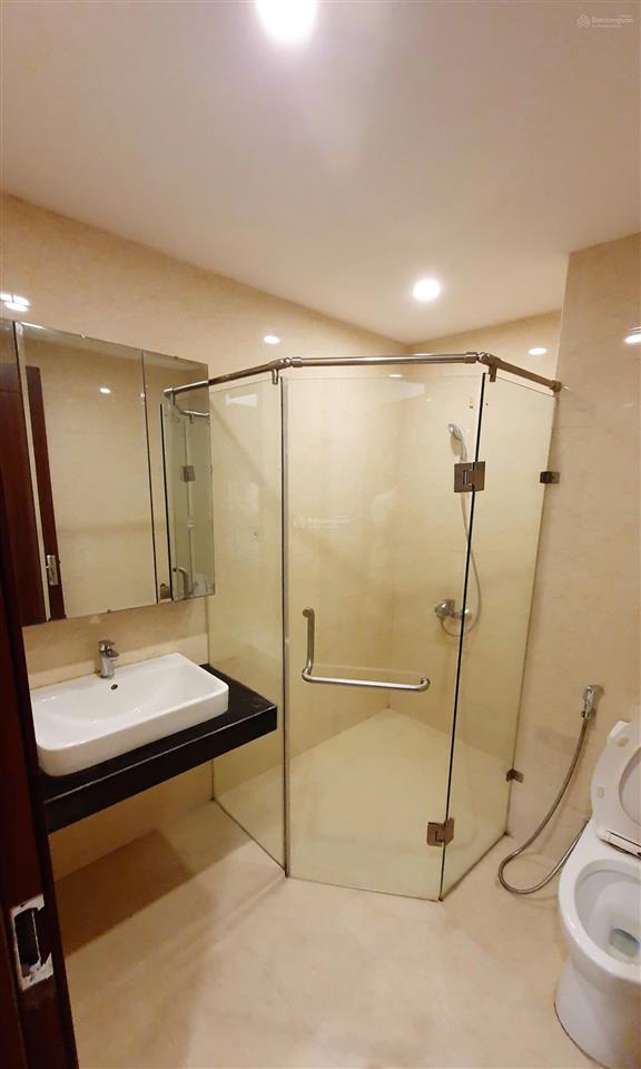 Chính chủ cần cho thuê chcc 3 ngủ hpc landmark 105 tố hữu