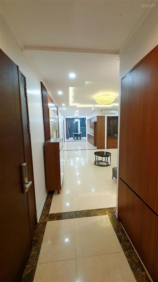 Chính chủ cần cho thuê chcc 3 ngủ hpc landmark 105 tố hữu