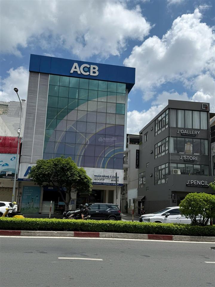 Góc 3 mt cộng hòa tân bình dt 166m2 4 tầng  hđt ngân hàng 200tr  giá bán 80 tỷ