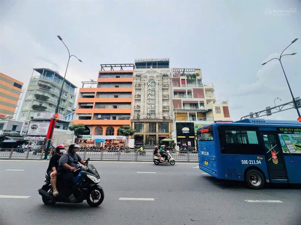 Tòa nhà dương quảng hàm gò vấp  dtsd 2.641m2 hầm 8 tầng  hđt 300tr/th  giá 100 tỷ