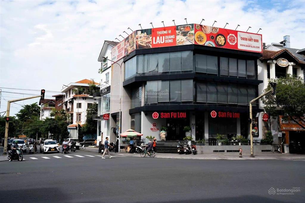 Góc 2mt phan xích long & hoa phượng phú nhuận  16x16m (cn 243.5m2)  hđt 360.640đ/th