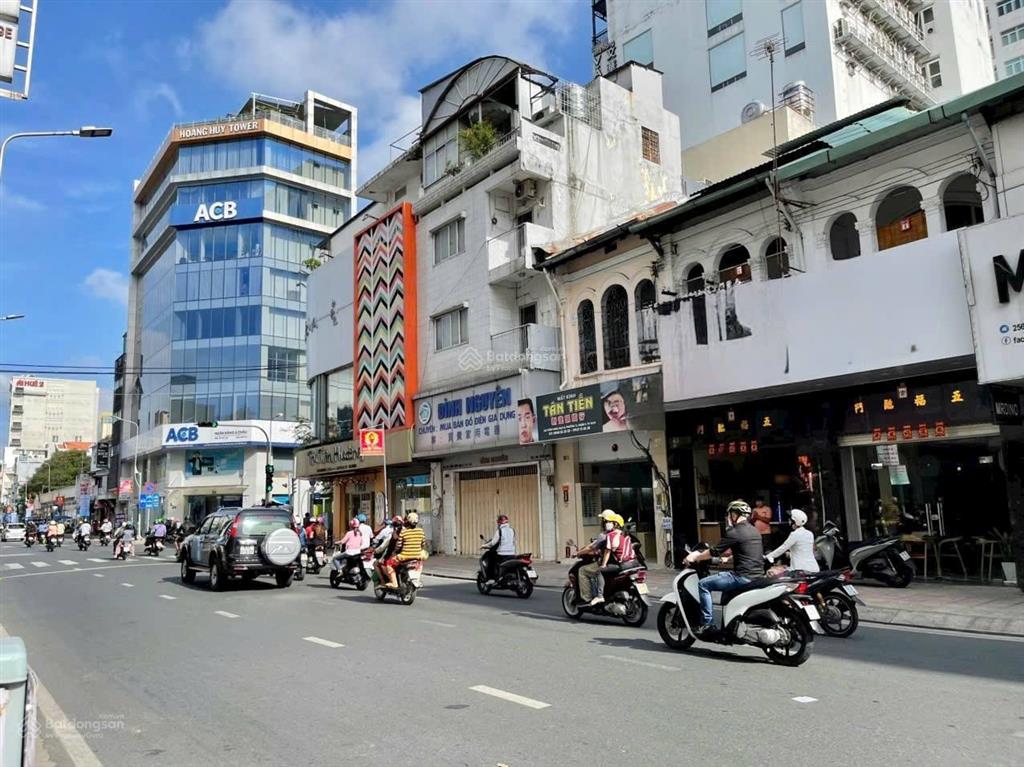 Cho thuê nhà mt kinh doanh đường trần hưng đạo, q. 5 (gần tản đà) giá thuê 35 triệu/tháng