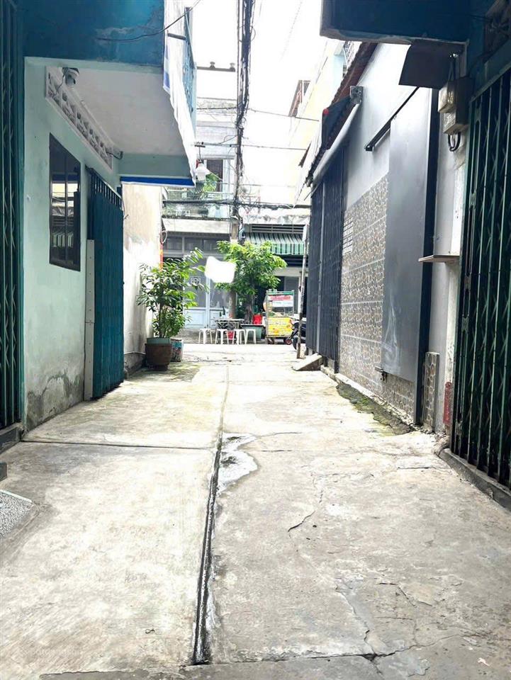 Bán nhà hẻm 1/ thẳng 4m gần mặt tiền lạc long quân