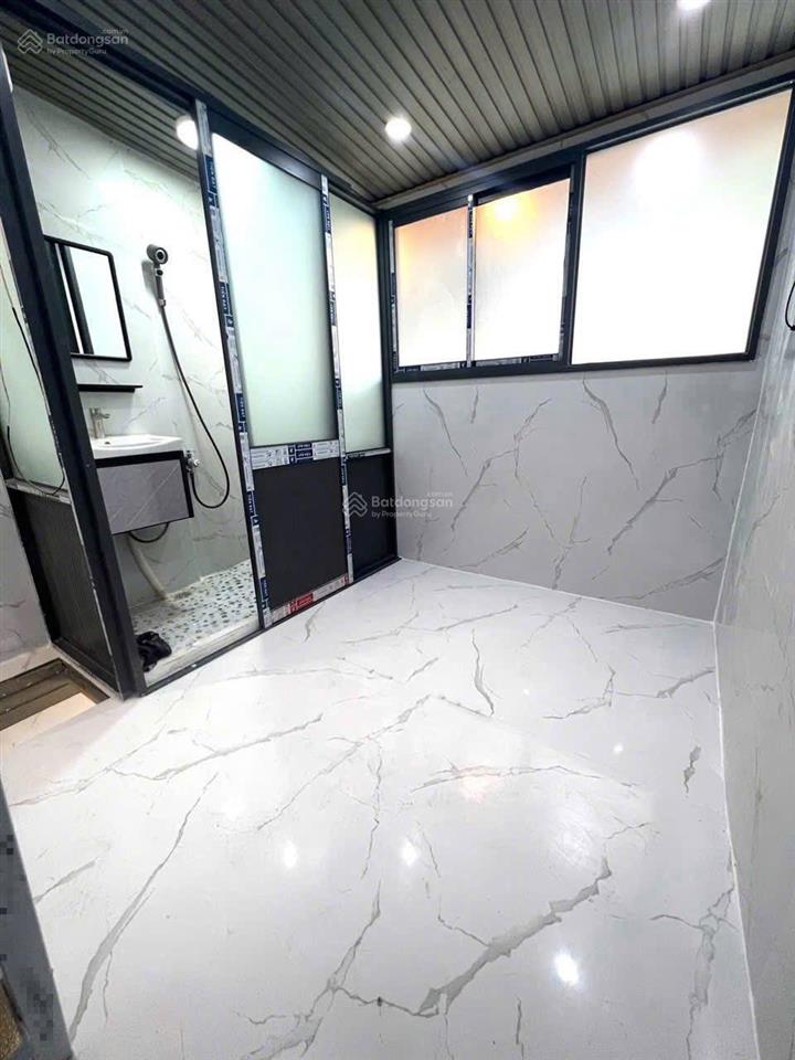 Bán nhà hẻm 1/ thẳng 4m gần mặt tiền lạc long quân