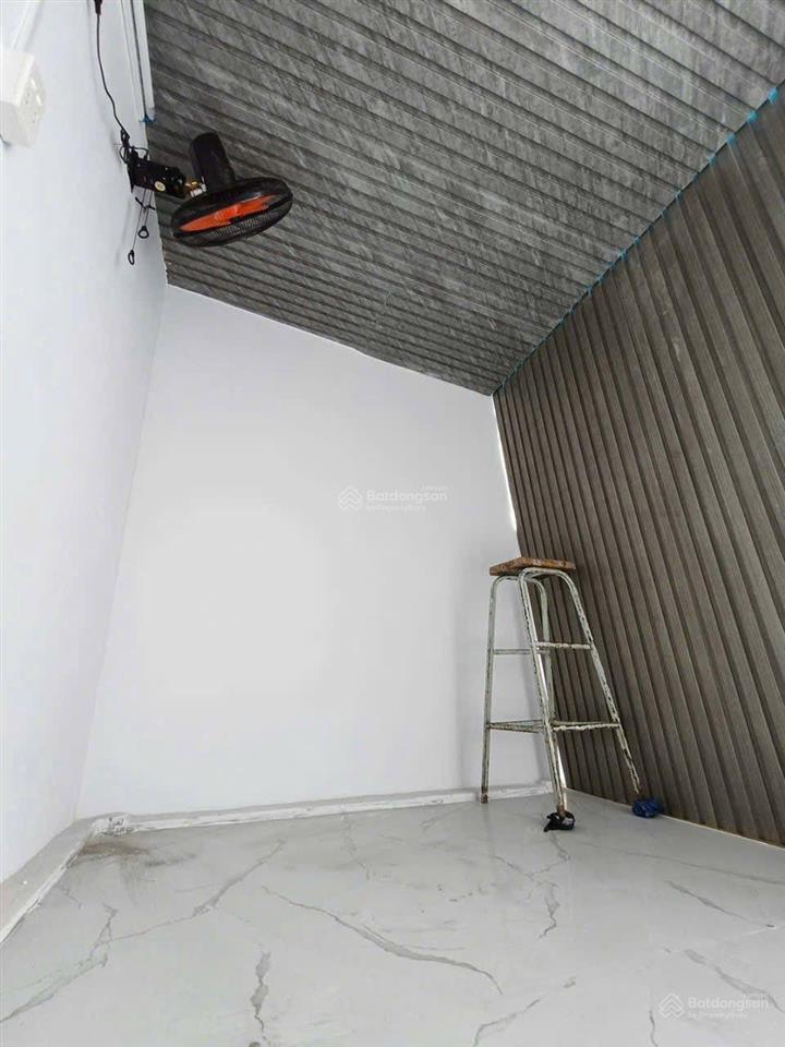 Bán nhà hẻm 1/ thẳng 4m gần mặt tiền lạc long quân