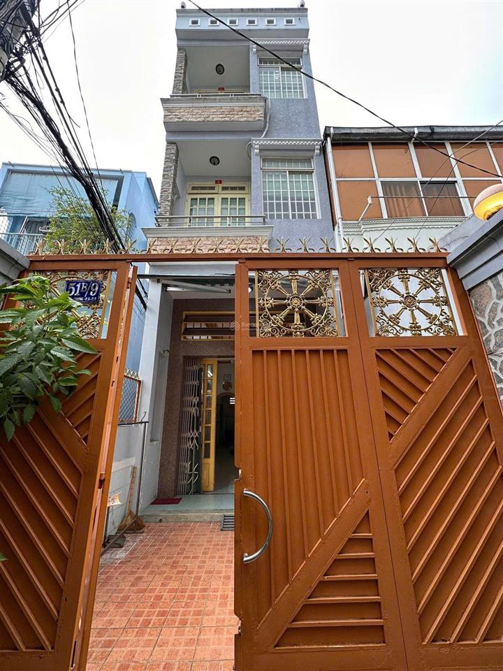 Nhà 4 tầng căn góc 3 mặt hẻm p.5 q.6 7 tỷ 680