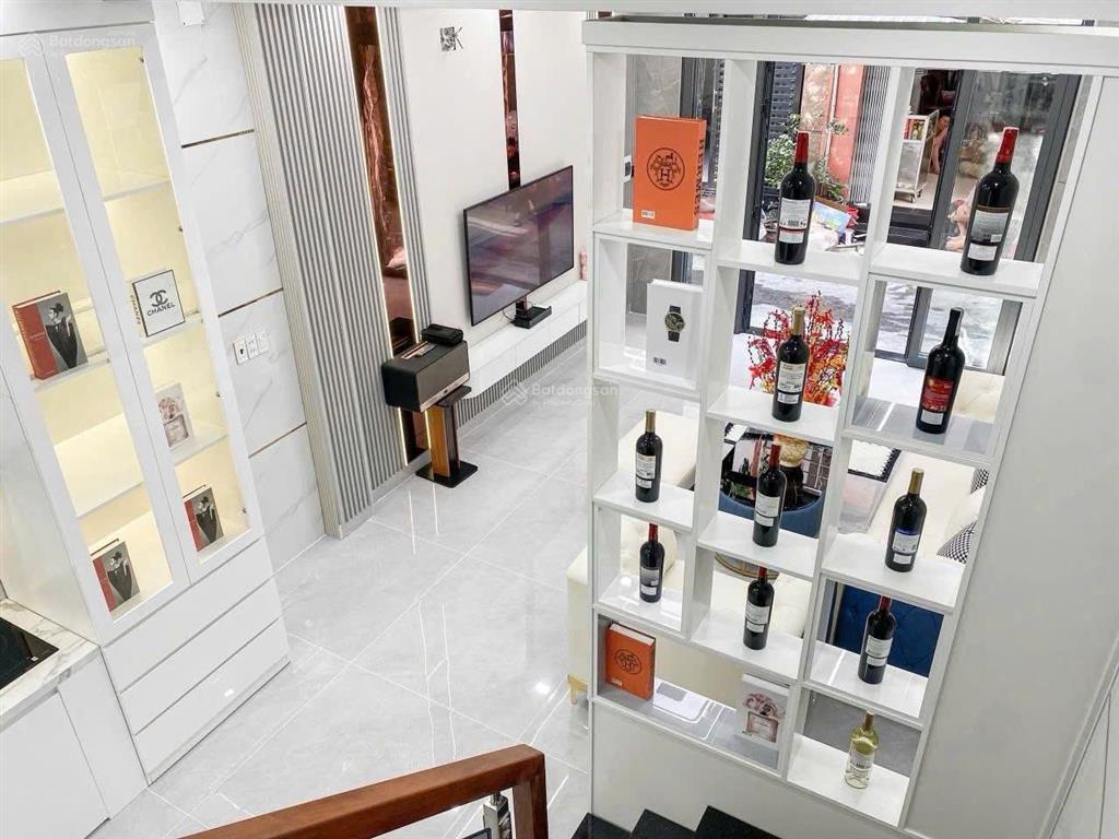 Bán nhà hxh ông ích khiêm, p. 14, quận 11