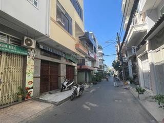 Nhà mtnb lạc long quân ngang lớn 7,3m giá tốt q11