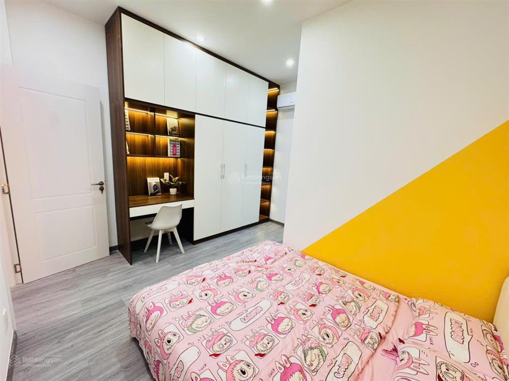 Tân bình nhà đẹp full nội thất hẻm xe hơi 8,9 tỉ