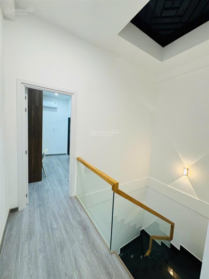 Tân bình nhà đẹp full nội thất hẻm xe hơi 8,9 tỉ