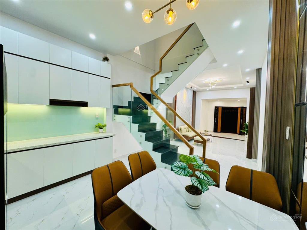 Tân bình nhà đẹp full nội thất hẻm xe hơi 8,9 tỉ