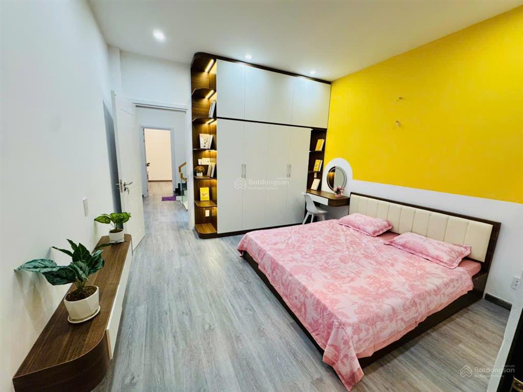 Tân bình nhà đẹp full nội thất hẻm xe hơi 8,9 tỉ