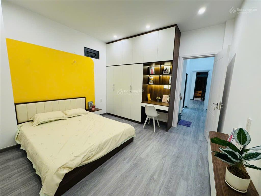 Tân bình nhà đẹp full nội thất hẻm xe hơi 8,9 tỉ