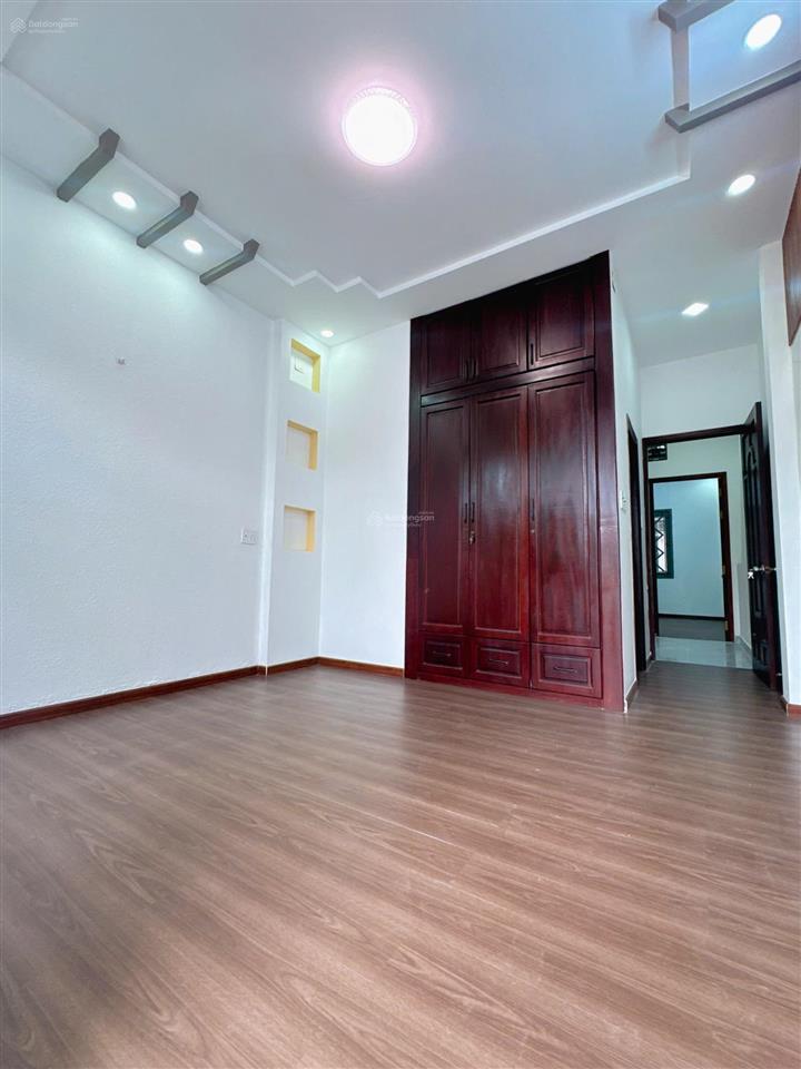 Nhà mặt tiền 10m khu vip bông sao p5 q8