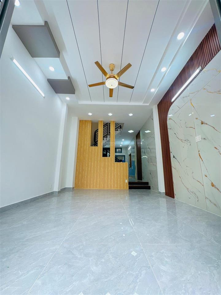 Nhà mặt tiền 10m khu vip bông sao p5 q8
