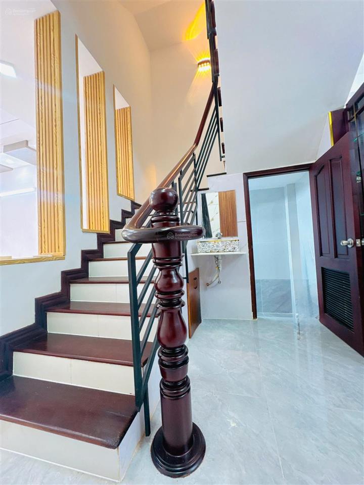 Nhà mặt tiền 10m khu vip bông sao p5 q8